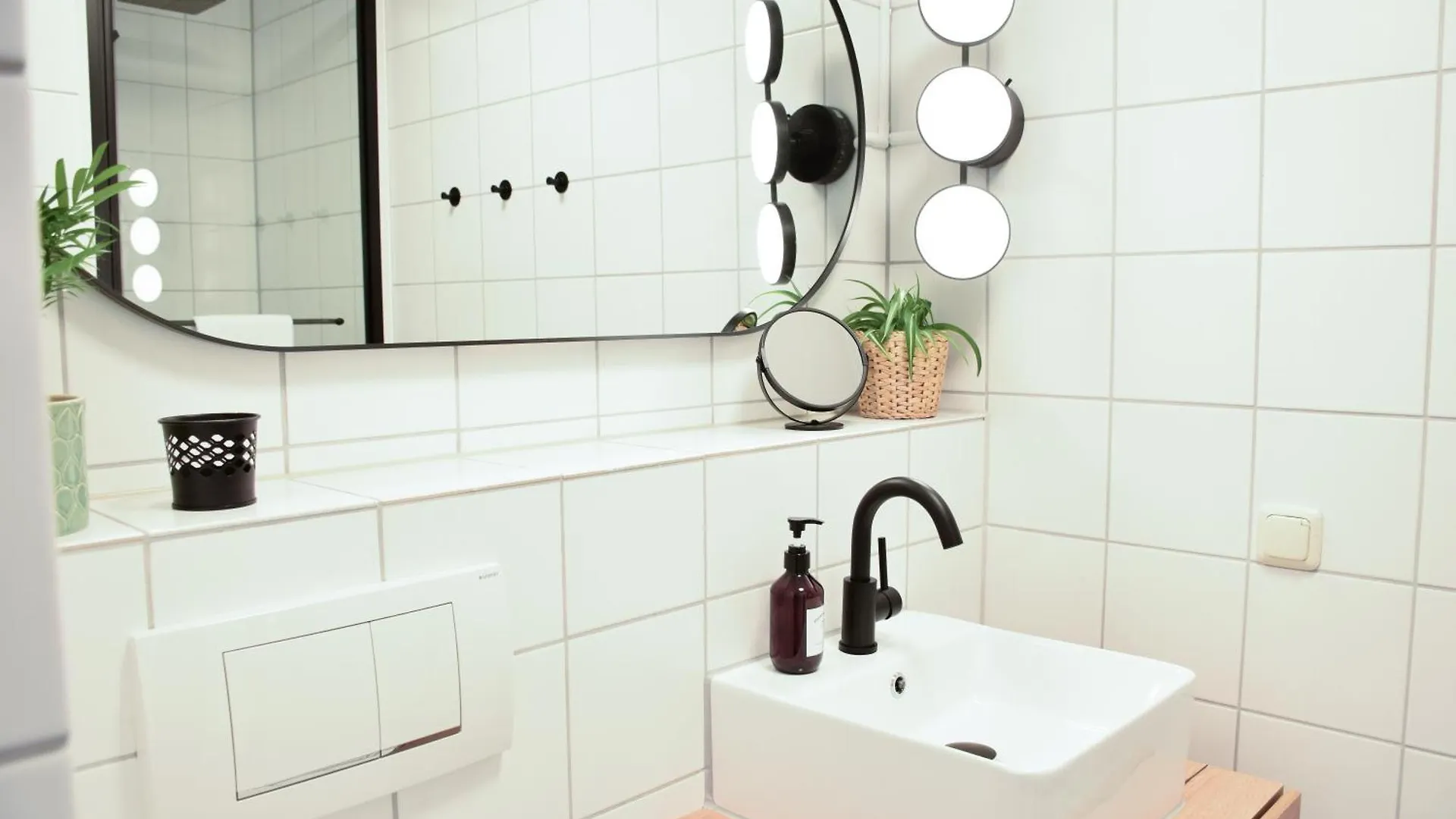 Stycoz - Modern Studio - Central Kempten Apartment